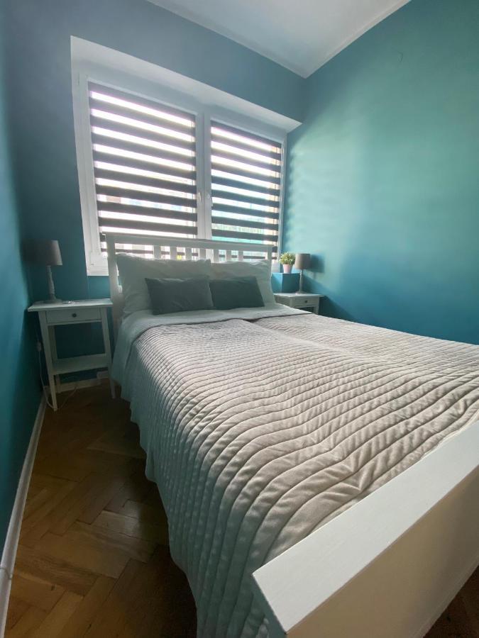 Hostel Pod Topolami Жельона Гора Екстериор снимка