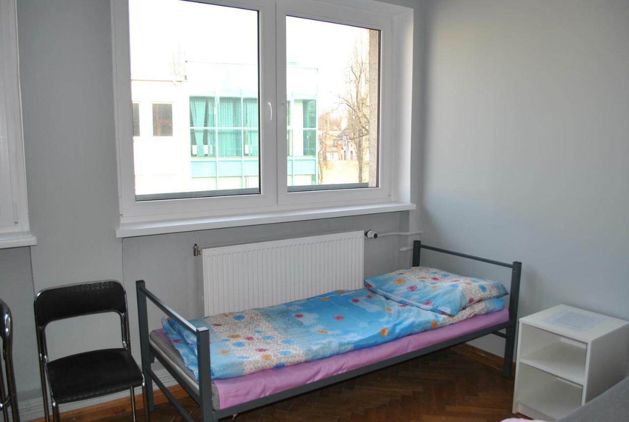 Hostel Pod Topolami Жельона Гора Екстериор снимка