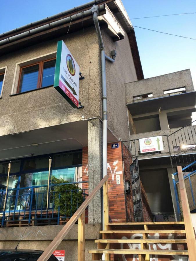 Hostel Pod Topolami Жельона Гора Екстериор снимка